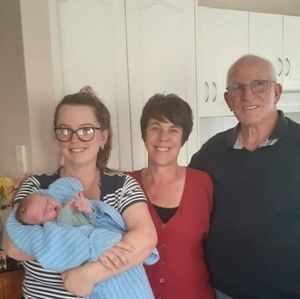 Meet your Posher, Annette